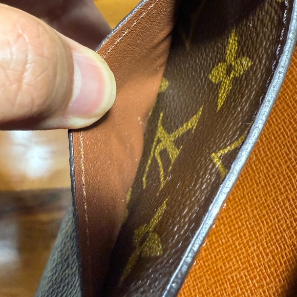 Louis vuitton Sarah Monogram long wallet with Duster and box included. 2CC slot - Picture 14 of 16